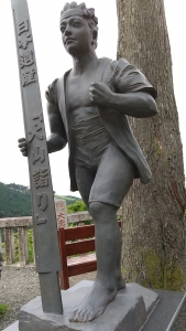 大山詣りの像（大山阿夫利神社、2021/06/13　撮影Kikuchi）