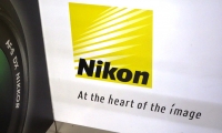 ニコン(2021年2月18日、都内の家電量販店)