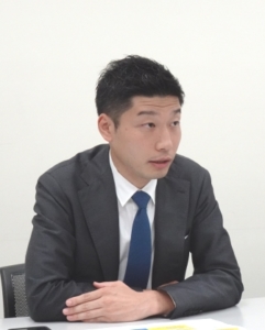 山田代表は、独自開発AIと実装力に基づく導入事例としてヤマダデンキでの顔認証決済サービスなど3事例を紹介した